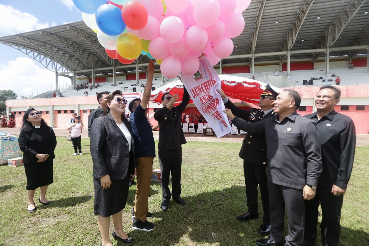 Caroll Senduk Launching Program Anak Tomohon Cerdas Sehat