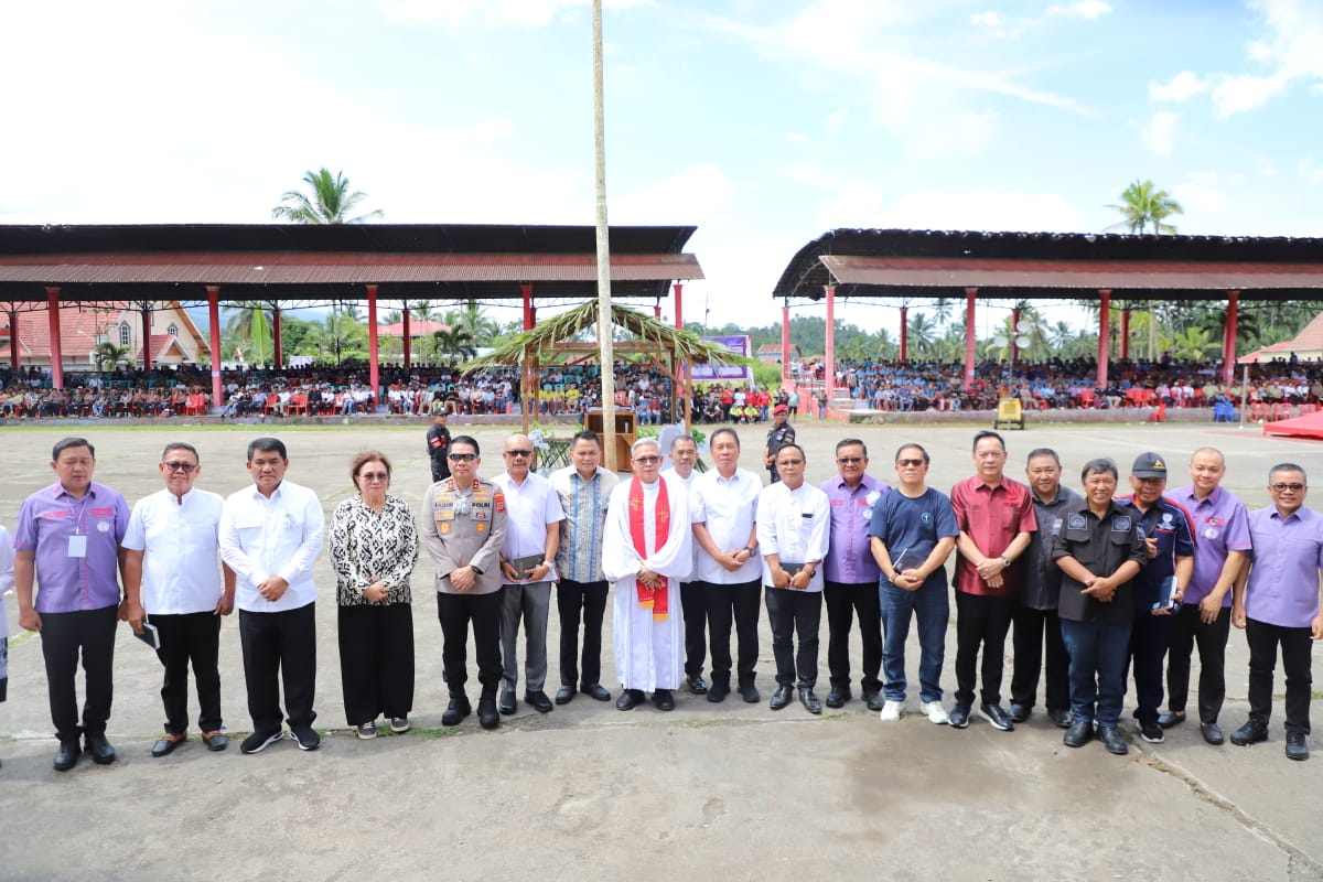 Hadiri Hapsa PKB, Caroll Saksikan Gubernur Selvanus Main Catur