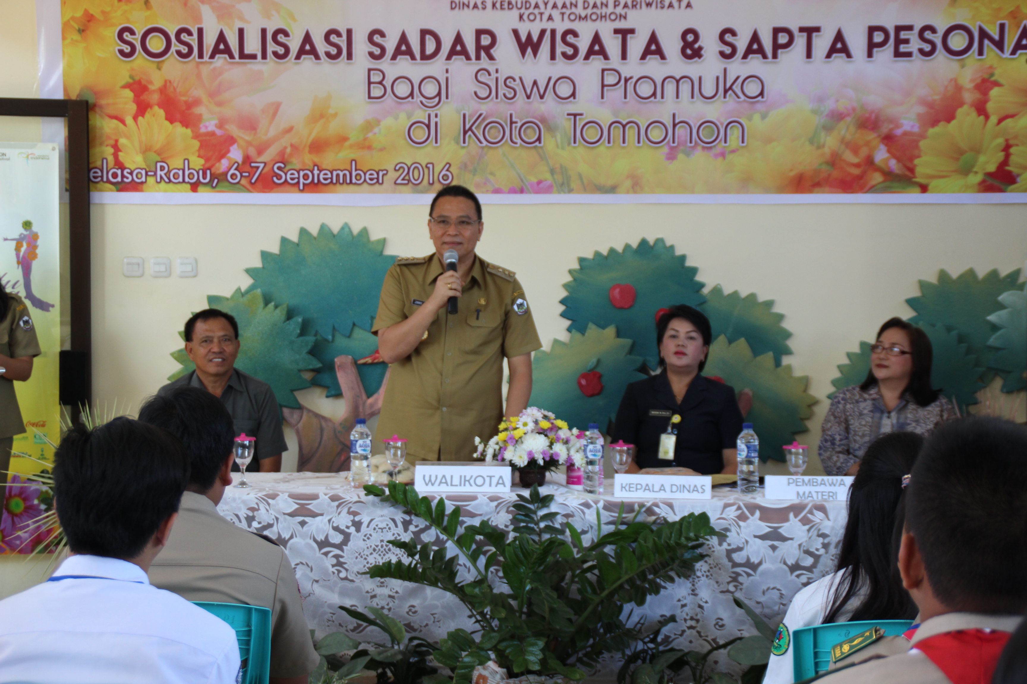 Sosialisasi Sadar Wisata Bagi Siswa Pramuka di Kota Tomohon