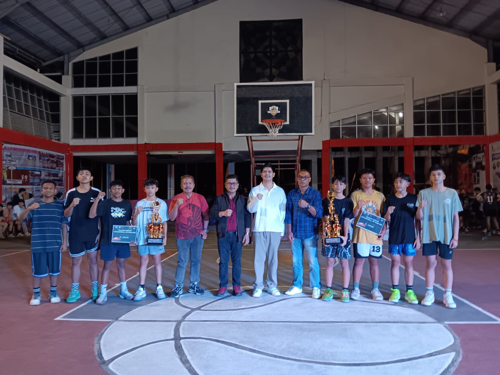 Kaligis Tutup Turnamen Basket Wali Kota Cup 2024