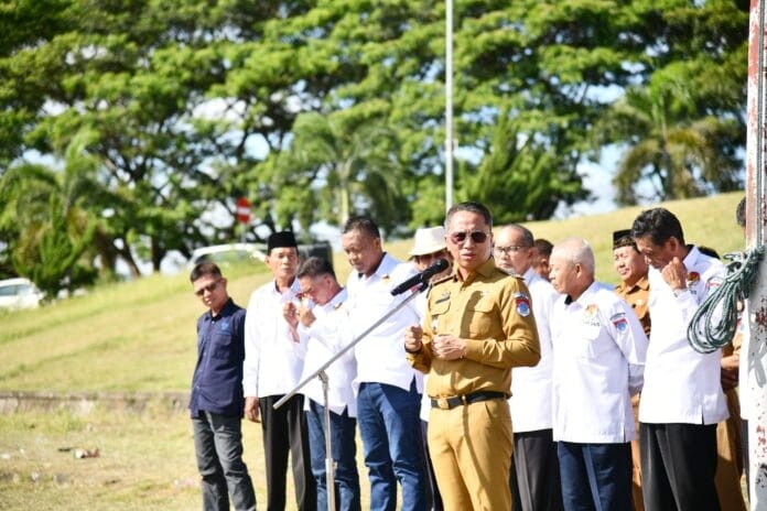 Pemkab Boltim Gelar Apel Perdana, Bupati Sachrul Ingatkan ASN untuk Profesional