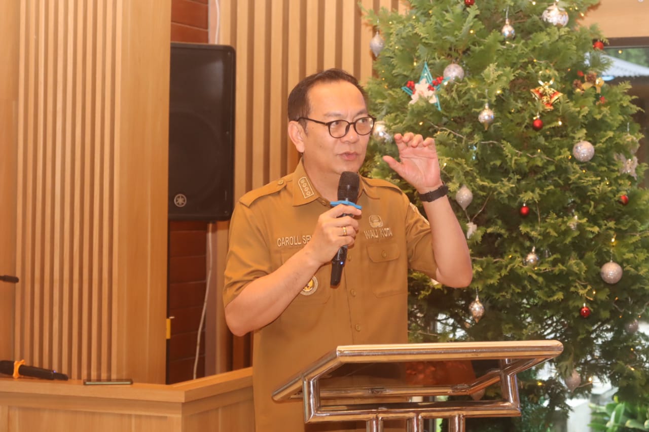 Caroll Buka Pelatihan Kader PKK Kota Tomohon